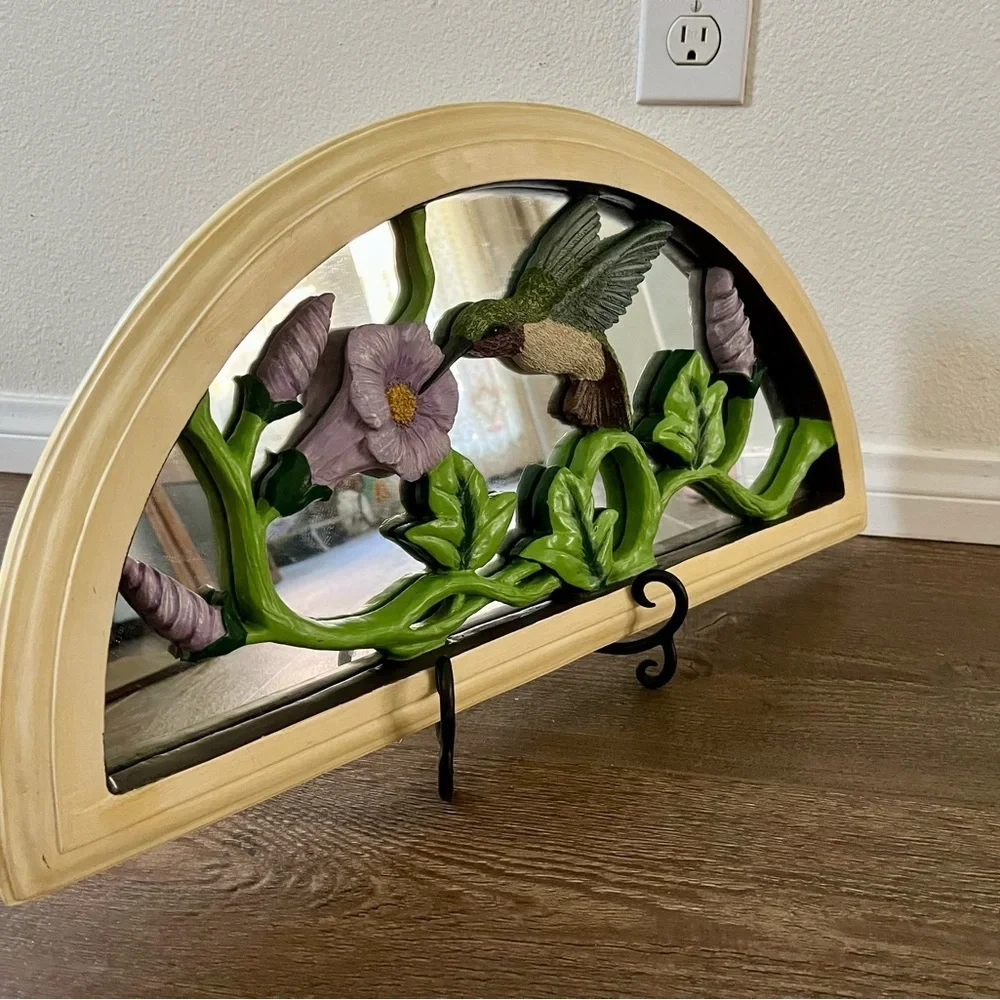 Elegant Hummingbird Wall Decor with Cream and Green Accents